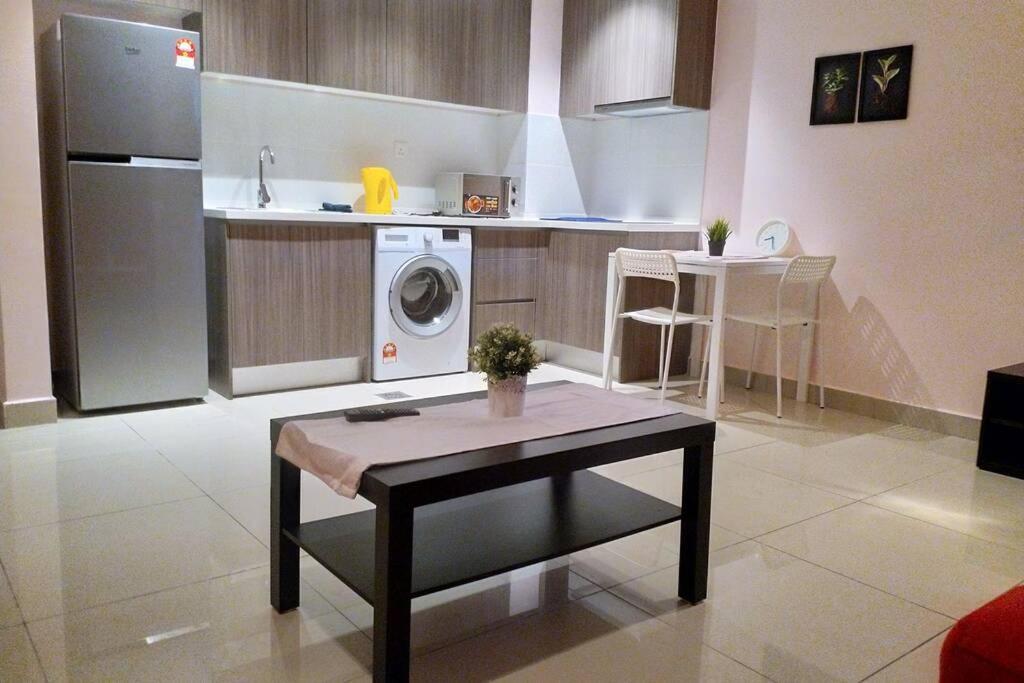 Hb1512- Hyve Studio Unit, Lake View, Cyberjaya, Free Wi-Fi, Free Parking, Netflix,Pool, 3038 Kültér fotó
