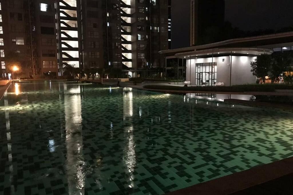 Hb1512- Hyve Studio Unit, Lake View, Cyberjaya, Free Wi-Fi, Free Parking, Netflix,Pool, 3038 Kültér fotó